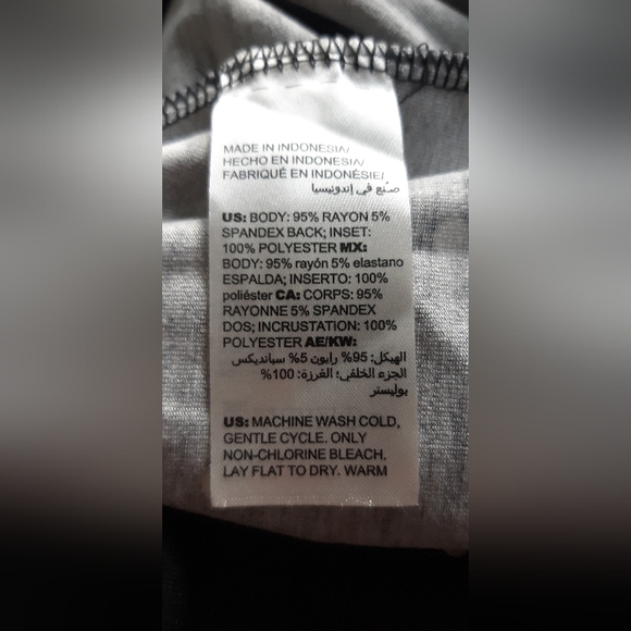 Chico's Women's Blouse (Chico's size 4) - Picture 9 of 9